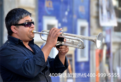 (中國聯通400投訴電話是多少)(聯通400電話收費標準)